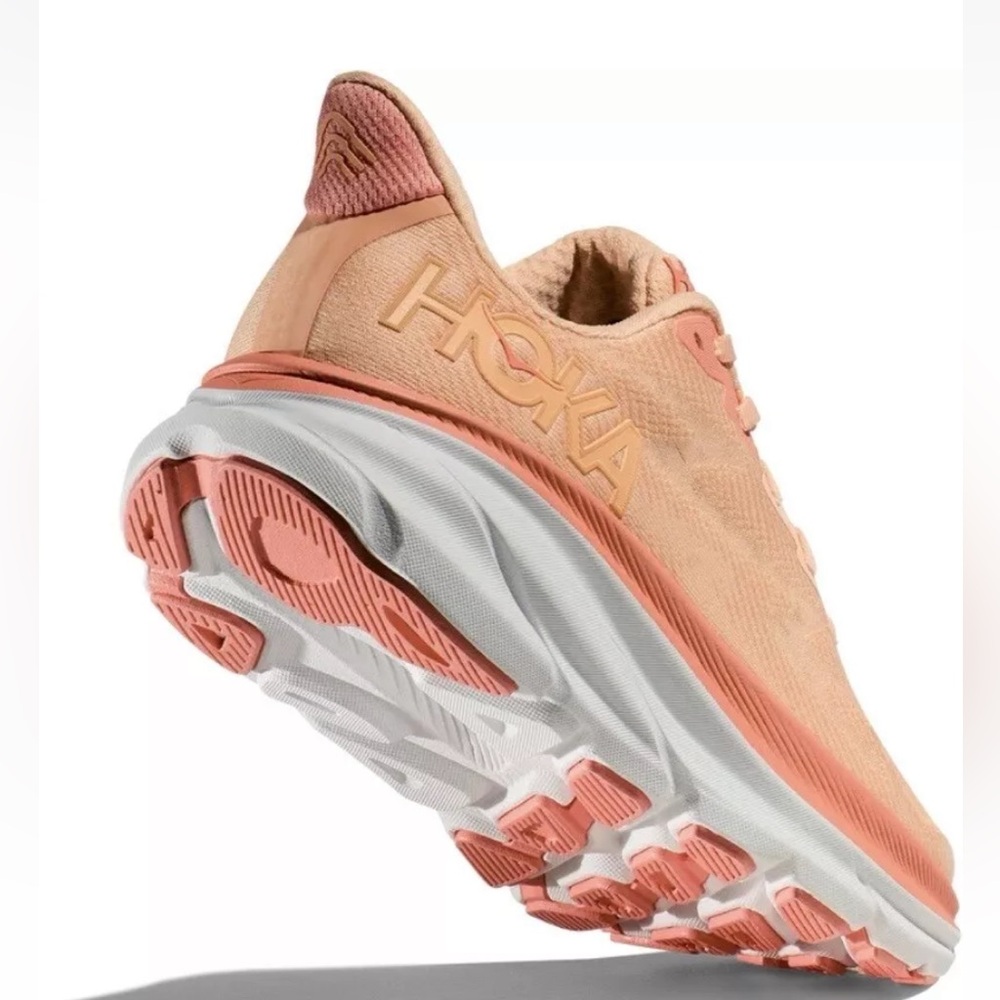 Hoka Clifton 9  Cantaloupe / White women size   7 new with box - Picture 5 of 17
